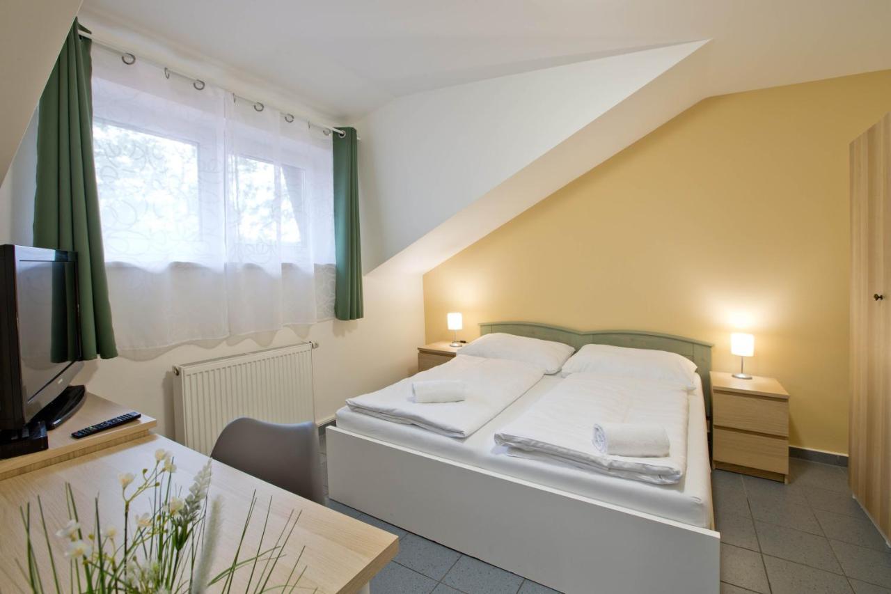 Šindlovská krčma Hotel Ceske Budejovice Exterior foto