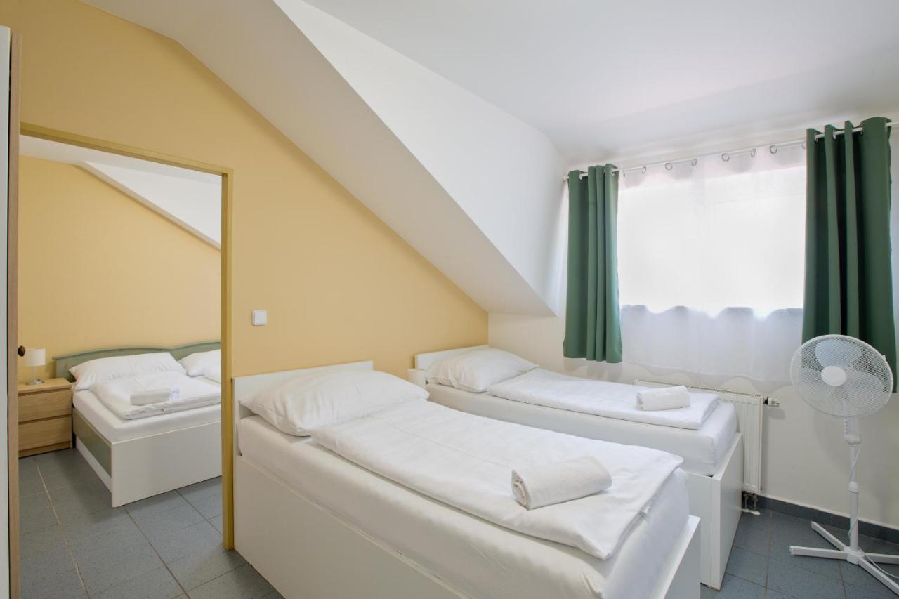 Šindlovská krčma Hotel Ceske Budejovice Exterior foto